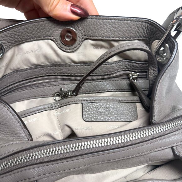 Michael Kors Raven Leather Shoulder Bag โ Grey โ Small / Gently Used - Picture 14 of 15